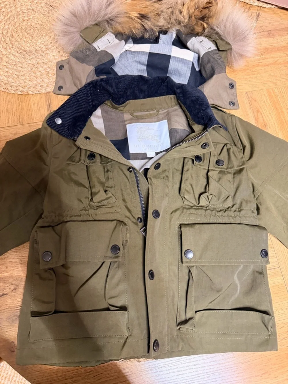 BURBERRY for 4 years old Olive Green Parka Jacket with Fur-Trim Hood! Like new